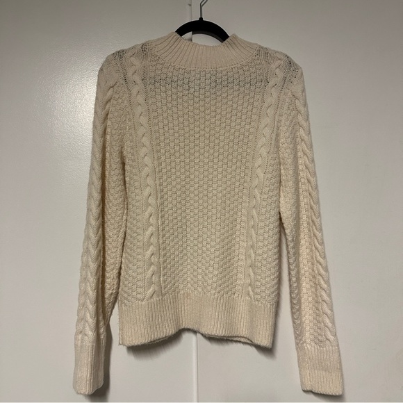 Abercrombie & Fitch Cream Cable Knit Mock Neck Sweater Size Small - Picture 8 of 8